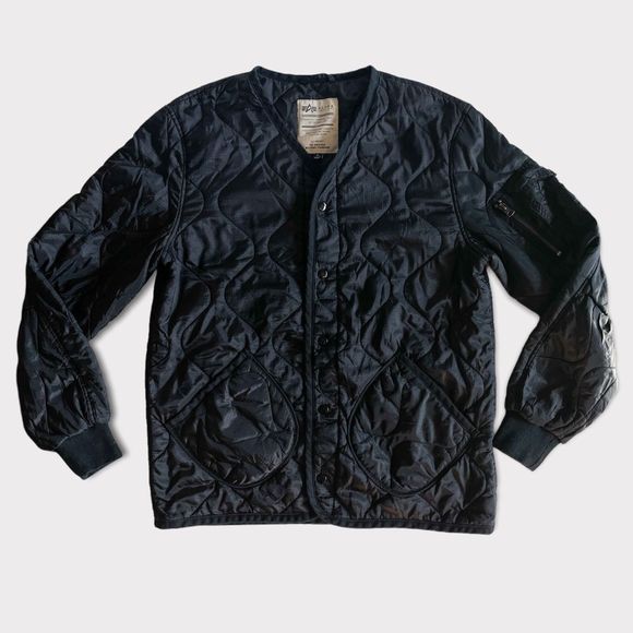 Alpha Industries Other - Alpha industries Men’s Black lightweight quilted snap button bomber jacket M